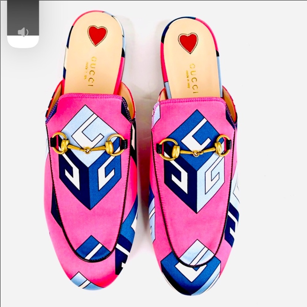 Gucci slippers